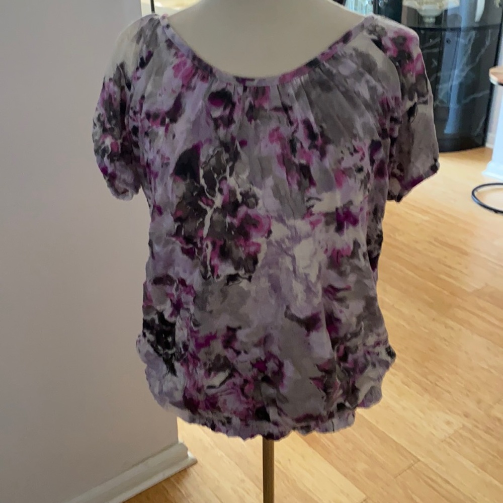 Womens medium purple top